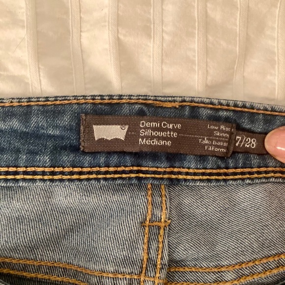 Levi’s Demi curve low rise skinny size 28 - Picture 3 of 3